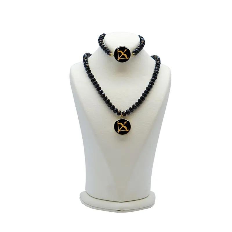 نیم ست ماه تولد آذر