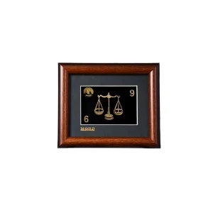 تابلو طلا نماد ماه تولد مهر با ورق روکش طلای 24 عیار متوسط