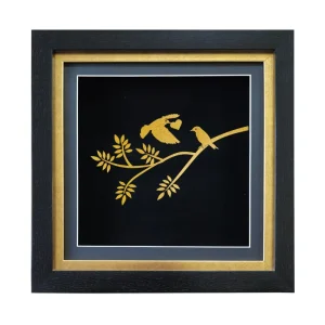 گنجشک روی شاخه