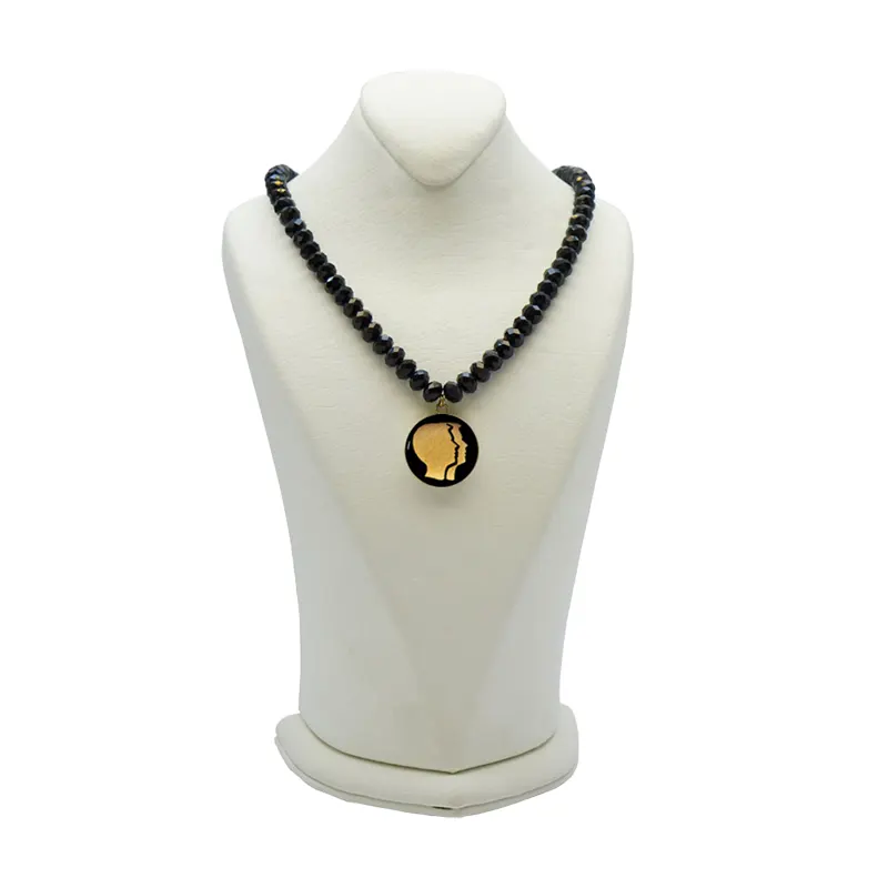 گردنبند ماه تولد خرداد